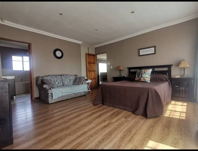 3 BEDROOM HOUSE FOR SALE IN VANDERBIJLPARK SE 8
